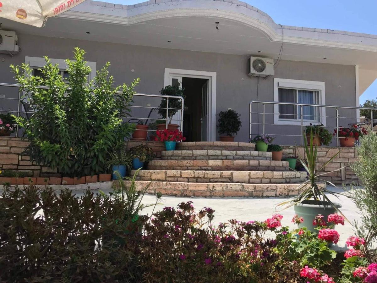 Nardi Guesthouse Ksamil Eksteriør billede
