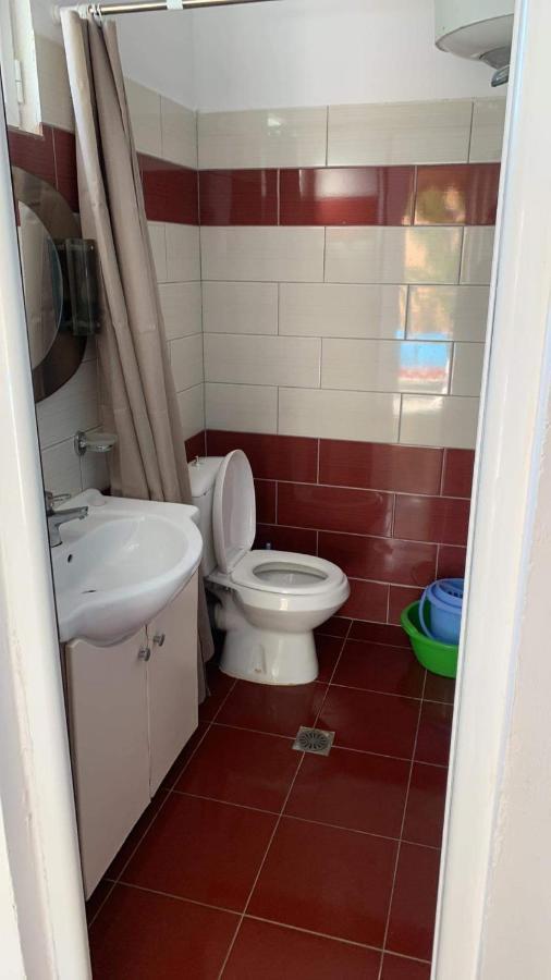 Nardi Guesthouse Ksamil Eksteriør billede